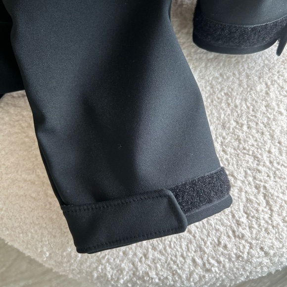 COLUMBIA Women’s Outdoor Jacket Black - Picture 8 of 9